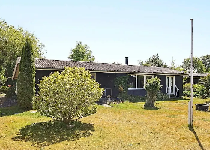 6 Person In Faxe Ladeplads Holiday home Fakse Ladeplads